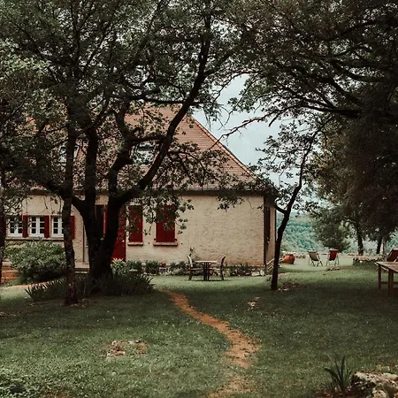 Le Pigeonnier De Holiday home *