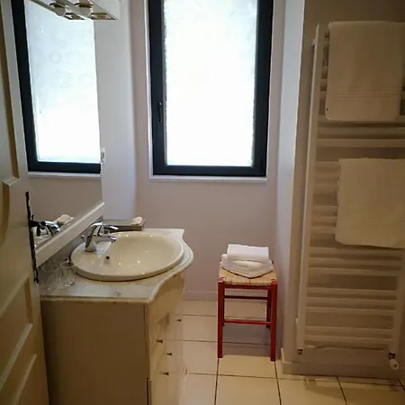 Holiday home Le Pigeonnier De *